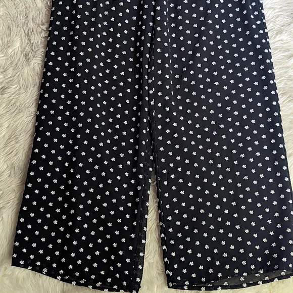 EUC Lulus Show Them Up Black Floral Embroidered Peplum Wide Leg Jumpsuit - Picture 6 of 15